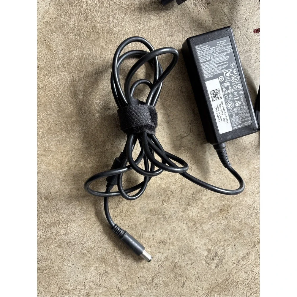 Genuine Dell 130W 19.5V SMALL TIP (7.4mm) AC Adapter Charger for XPS Latitude